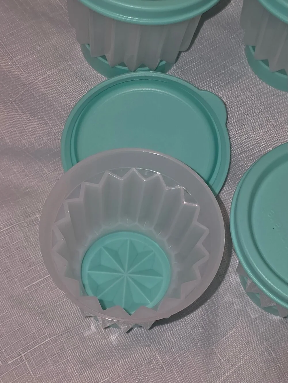 Tupperware - Vintage Jel-ette Molds (Set Of 4). NWOT! Mint Green/Frosted Clear.